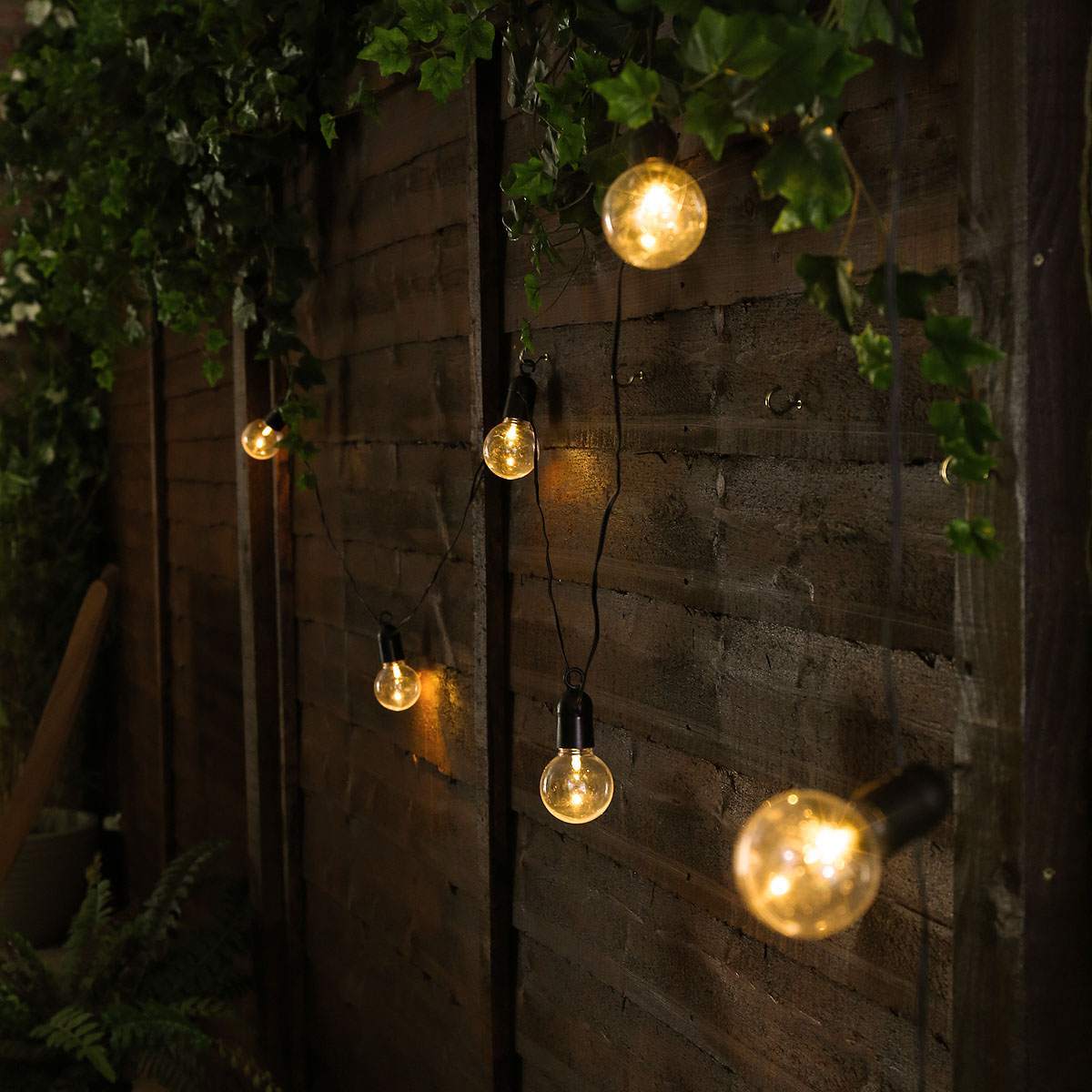 How to install lights on a wooden fence