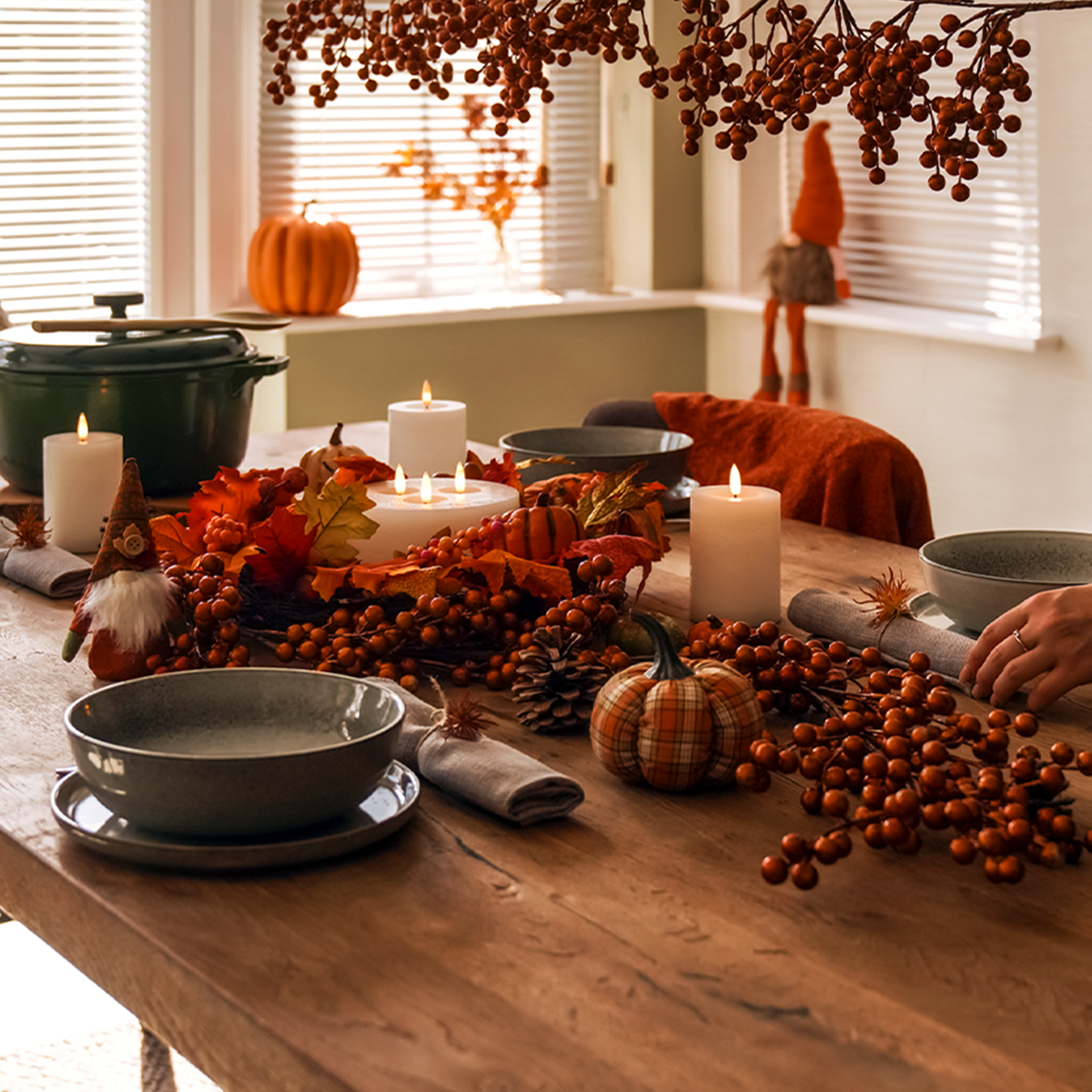 Fall in love with Autumn with this seasonable tablescape